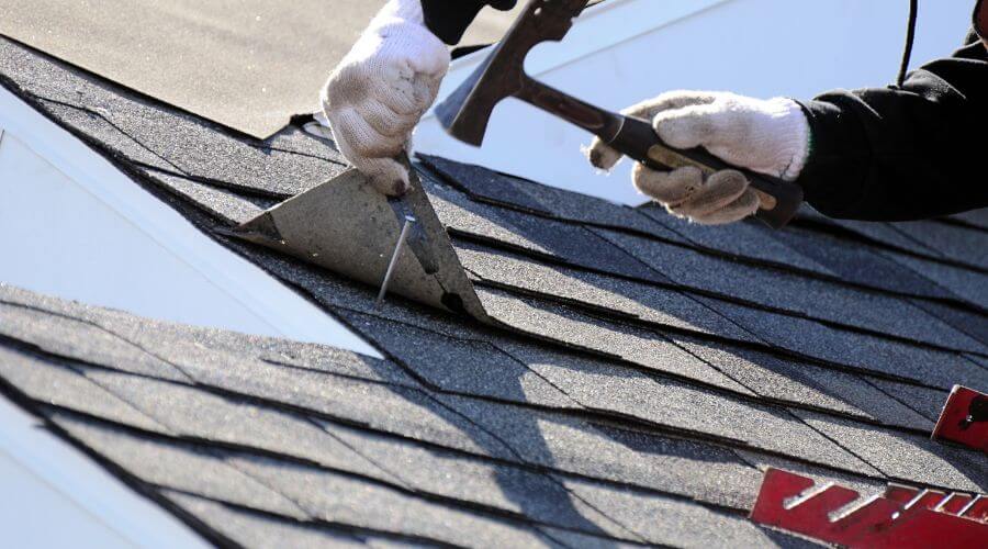 Expert flood damage restoration services in Le Roy, KS